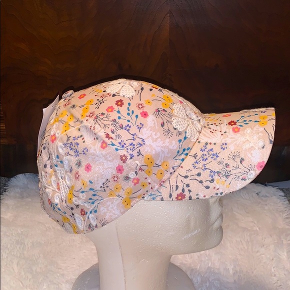 FLOWER POWER CAP - Picture 3 of 4